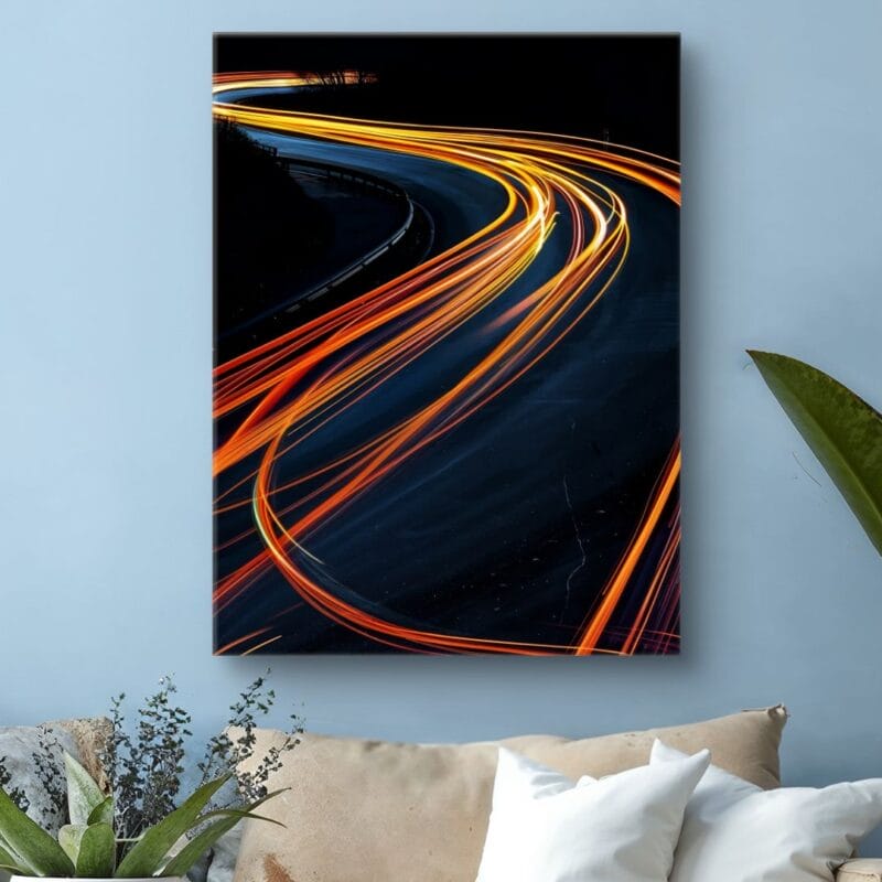 Plakat nocny pejzaż z świetlistymi smugami do salonu